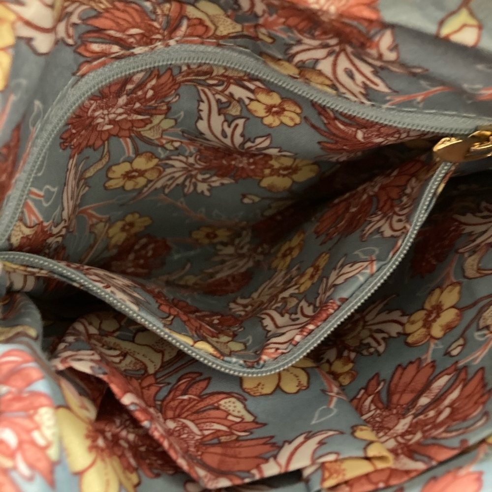 Small Purse - Picture 3 of 3